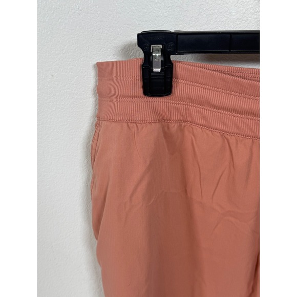 The North Face Women's Shorts XL Apricot Active Wear Shorts - Picture 4 of 8